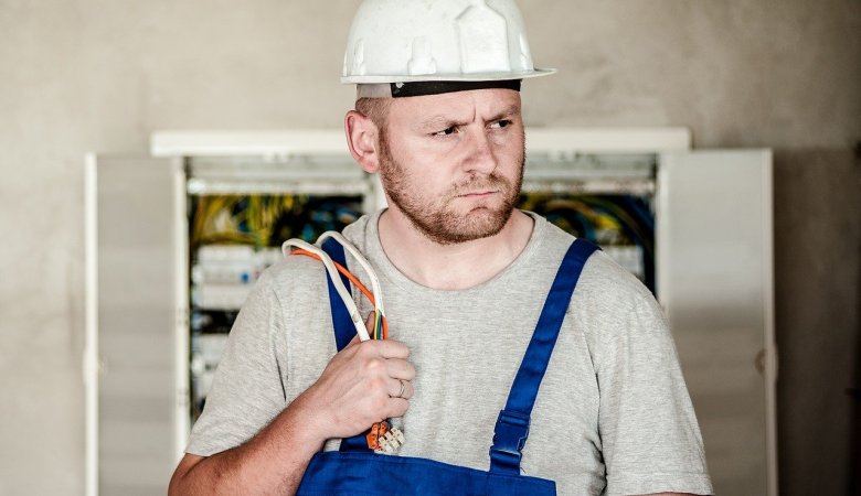 hiring-a-home-electrician