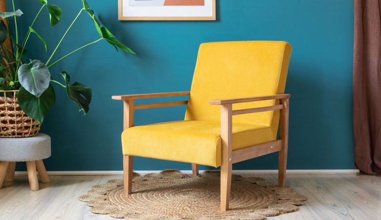 How to reupholster a chair