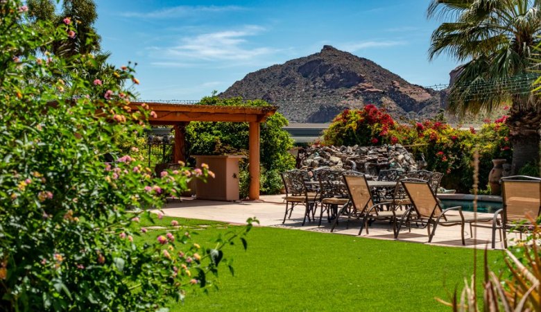 outdoor-space-for-festive-season