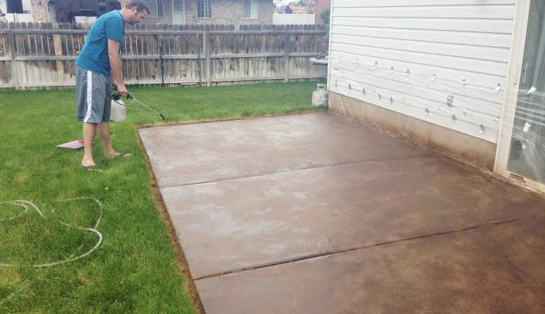 Stain concrete