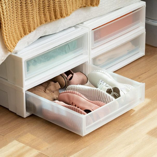 Underbed storage drawers 