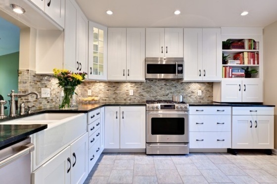 white kitchen cabinets