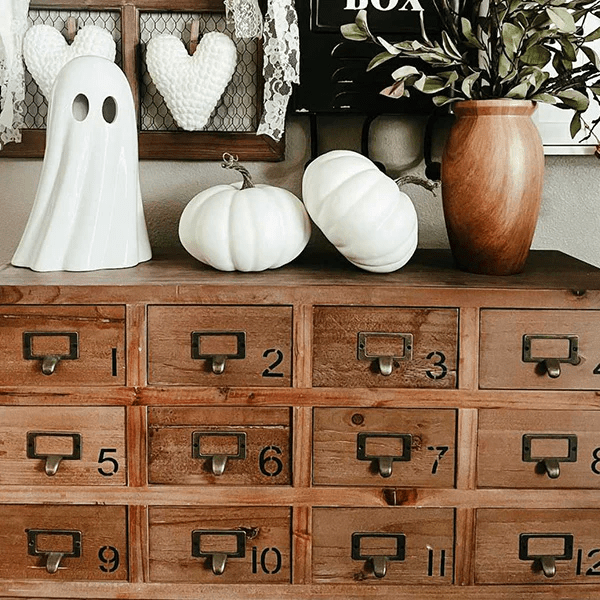 Apothecary chests