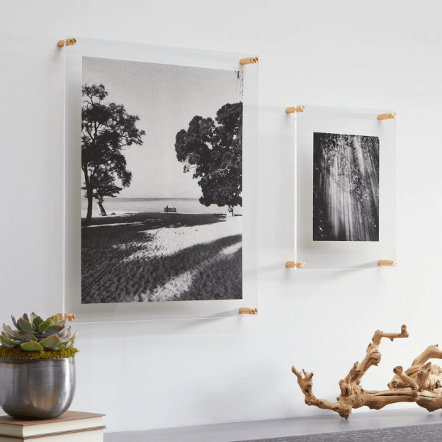 Floating Frame 